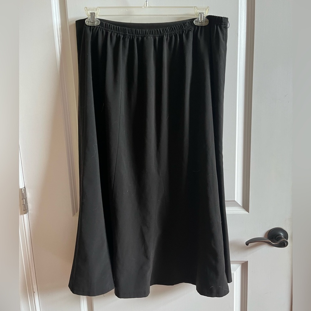 RQT Black Midi A-Line Skirt for Work, Size 1X - Picture 3 of 7